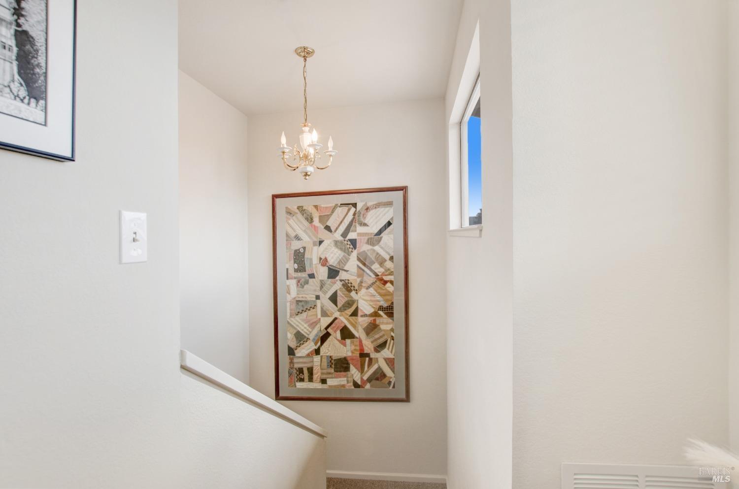 1627 San Vicente Ave