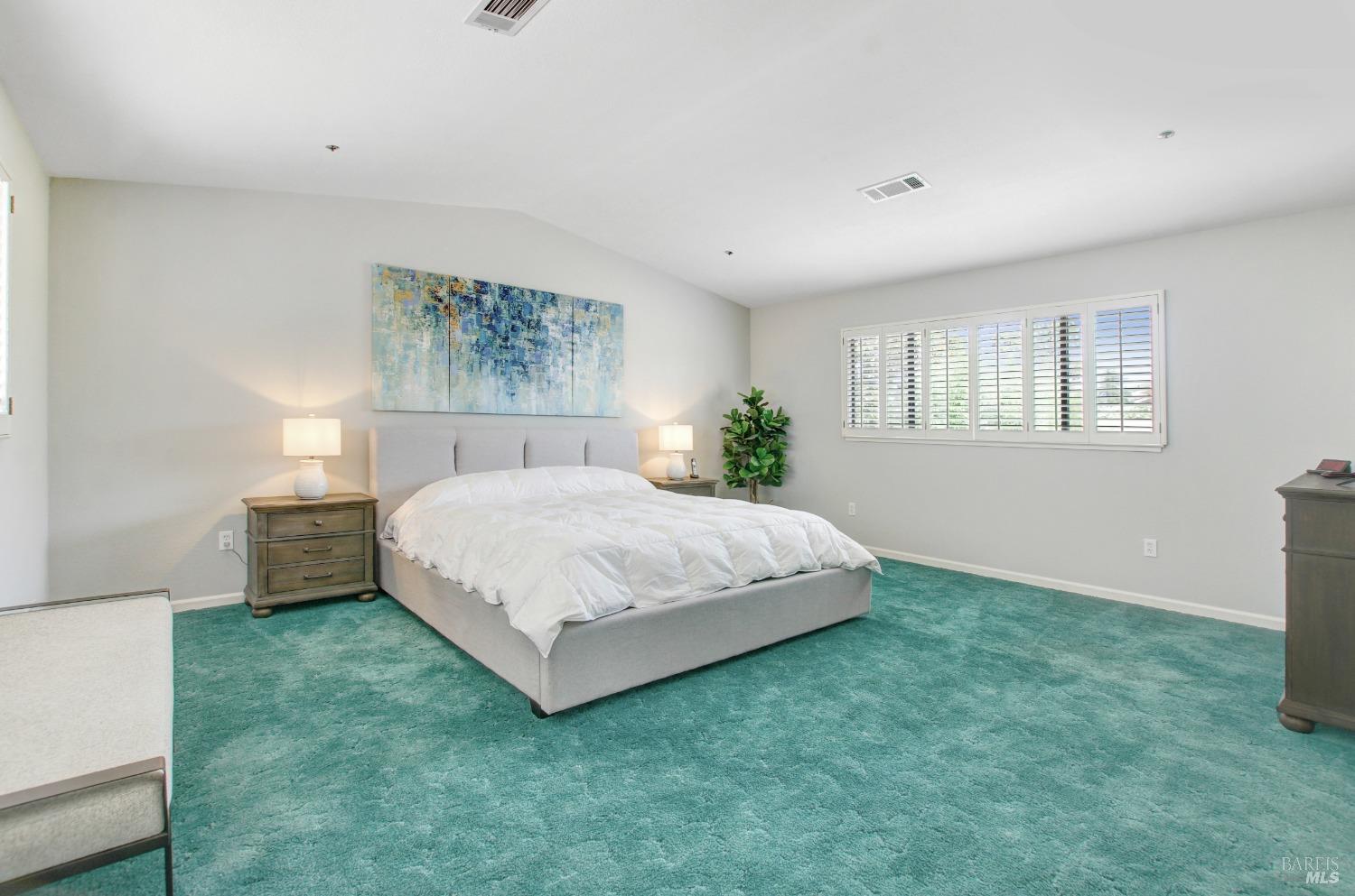 1627 San Vicente Ave