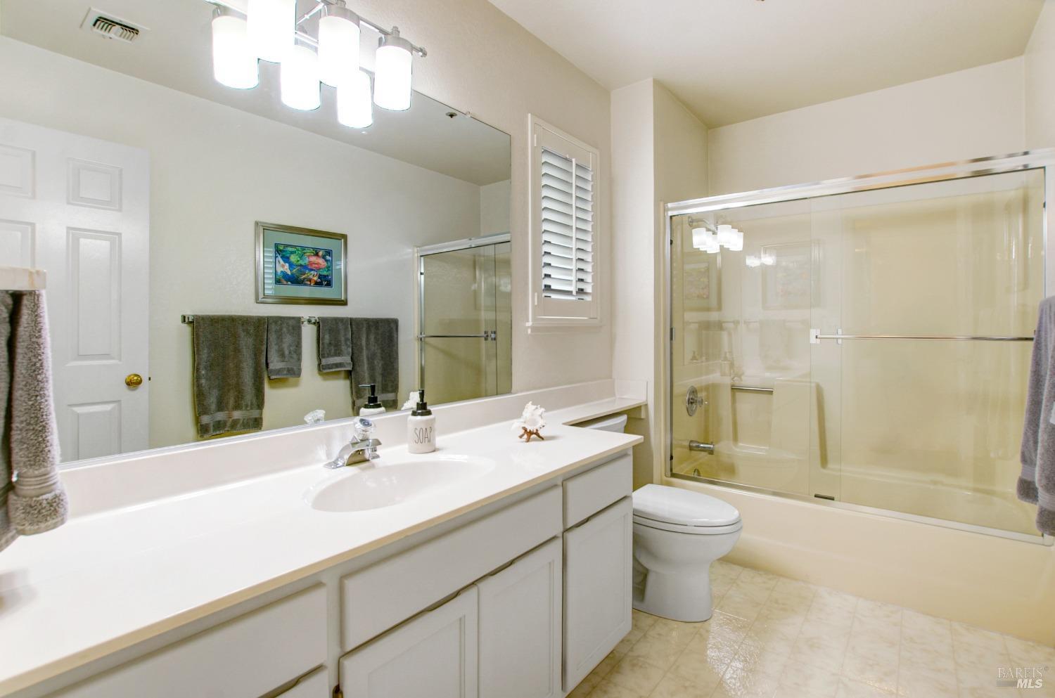 1627 San Vicente Ave