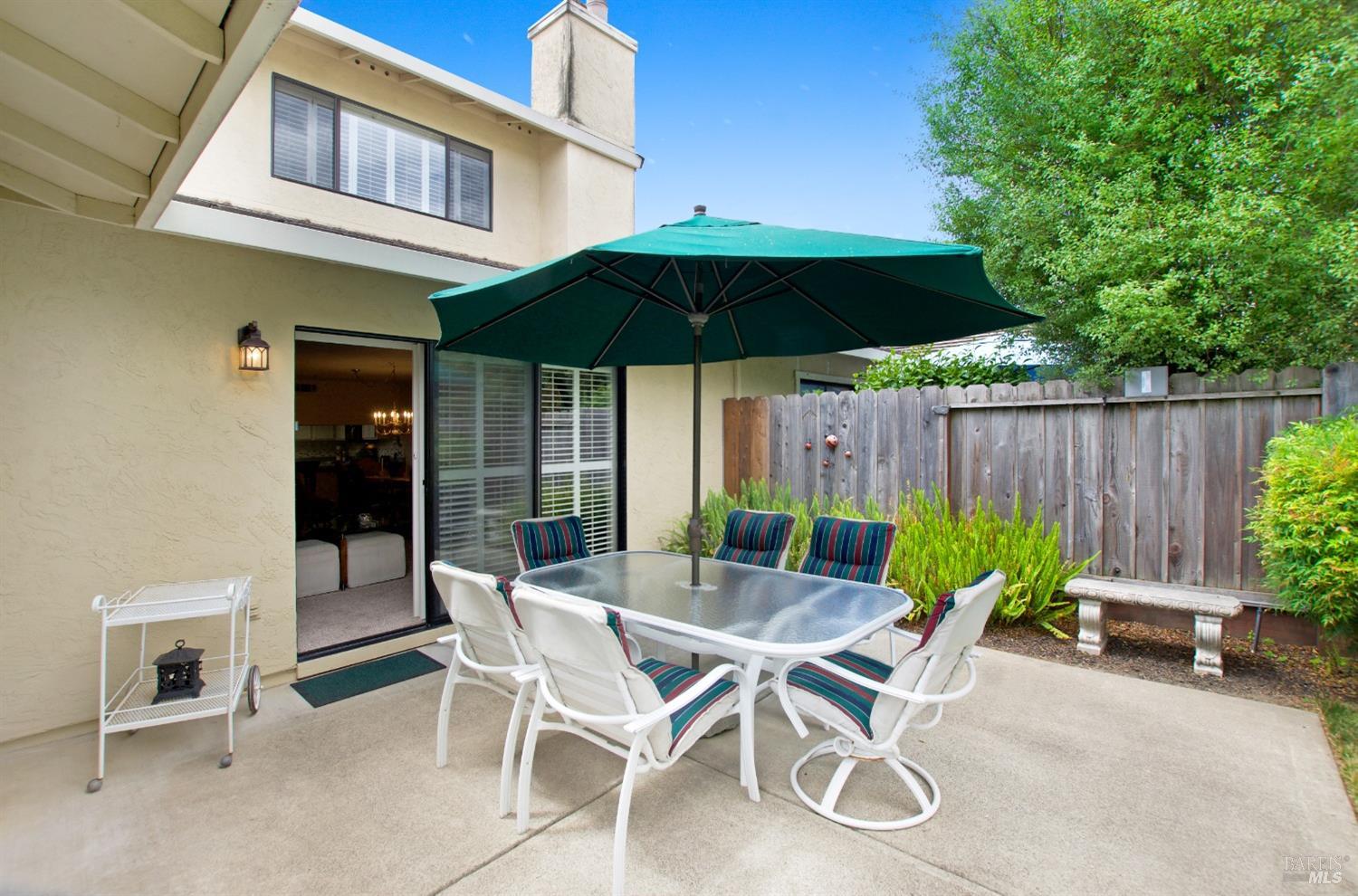 1627 San Vicente Ave