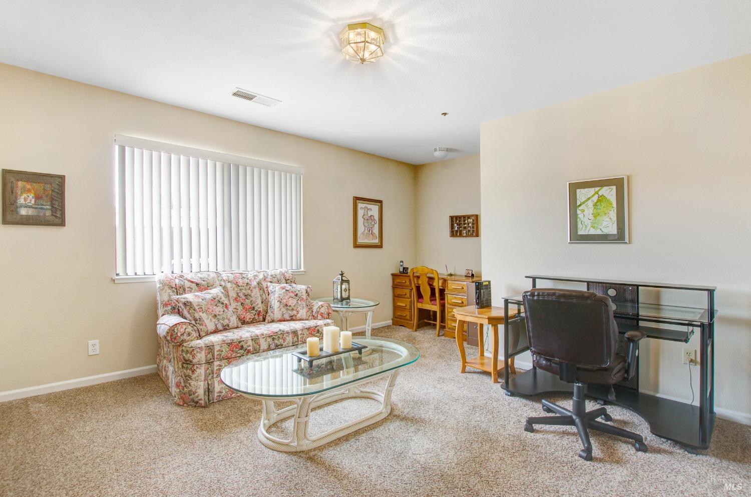 1627 San Vicente Ave