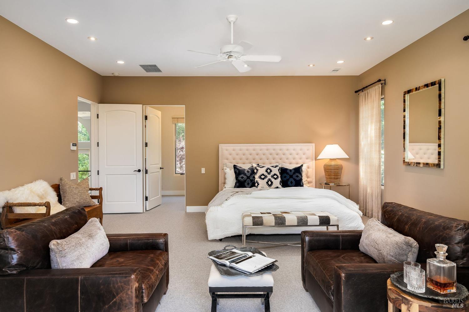 504 White Cottage Rd S