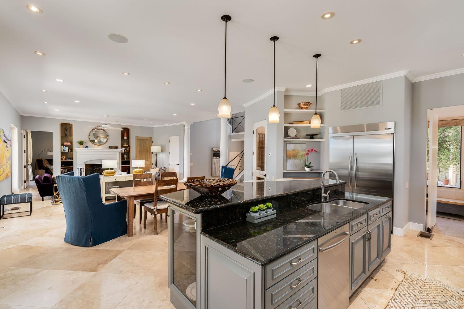 504 White Cottage Rd S