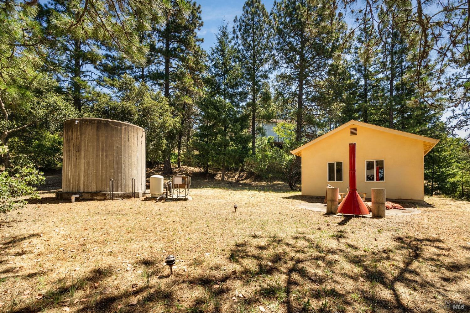 504 White Cottage Rd S