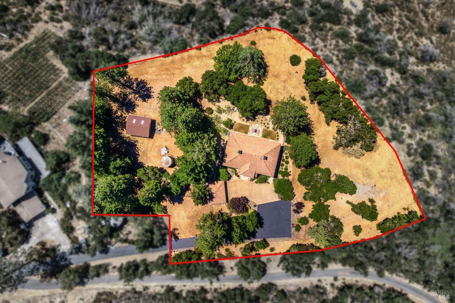 504 White Cottage Rd S