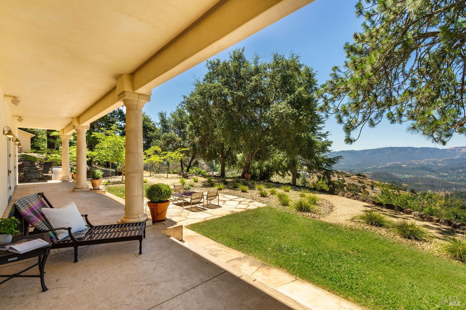 504 White Cottage Rd S