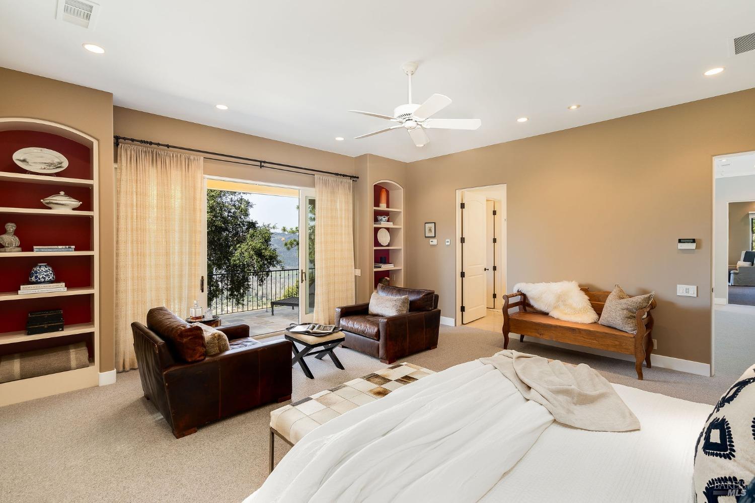 504 White Cottage Rd S