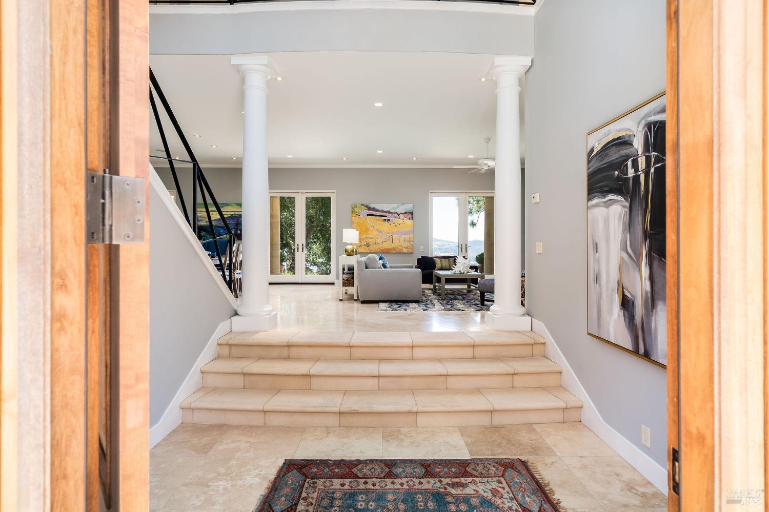 504 White Cottage Rd S