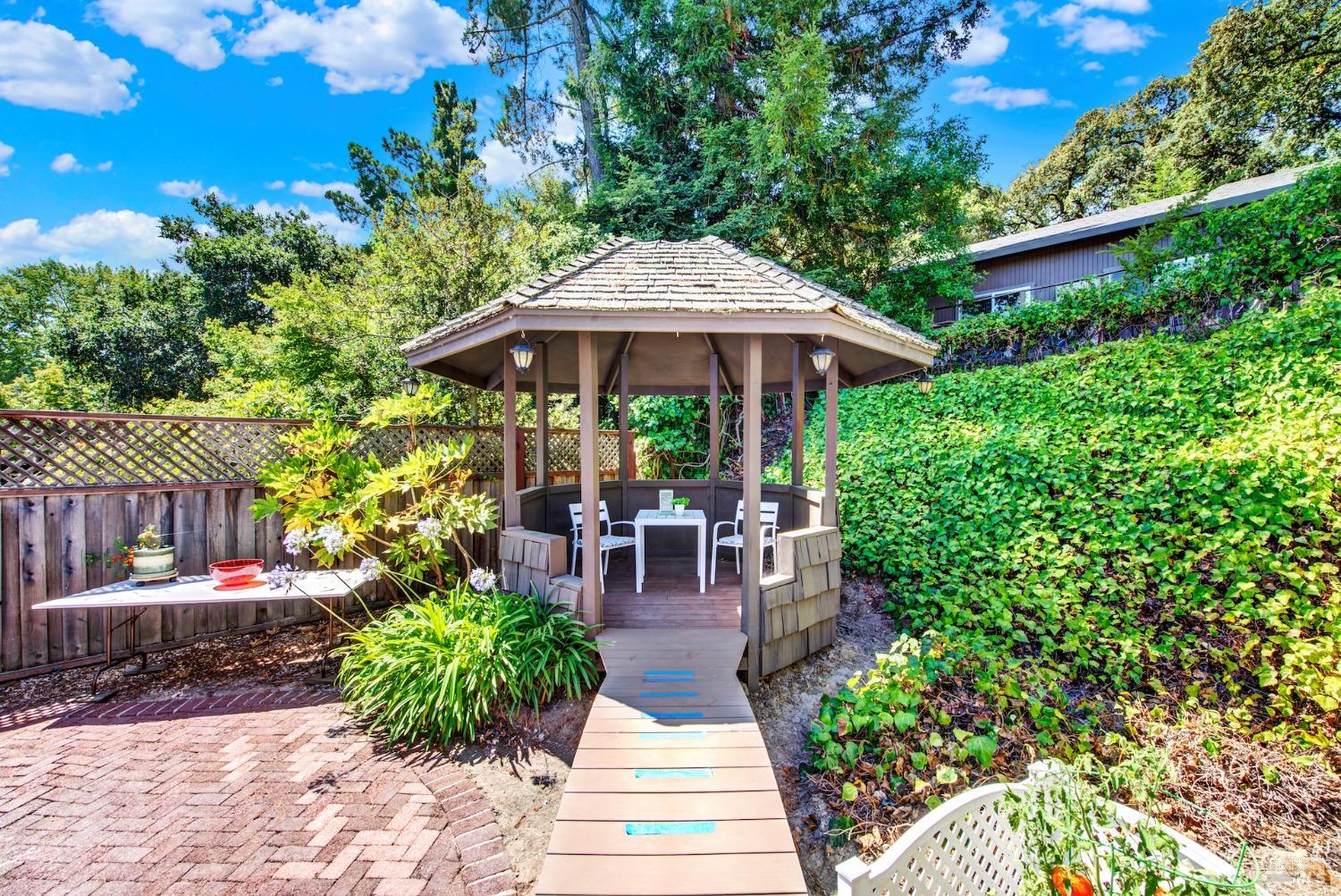 2917 Brookwood Drive