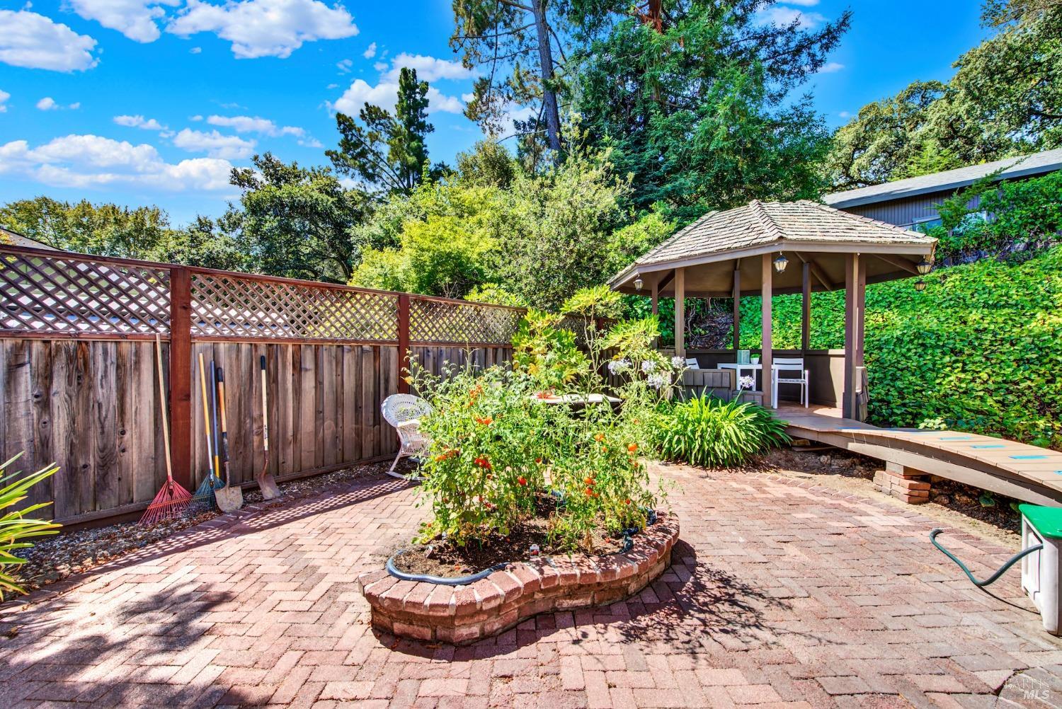 2917 Brookwood Drive