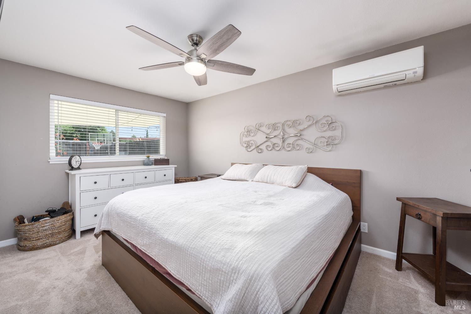 2288 Janette Dr