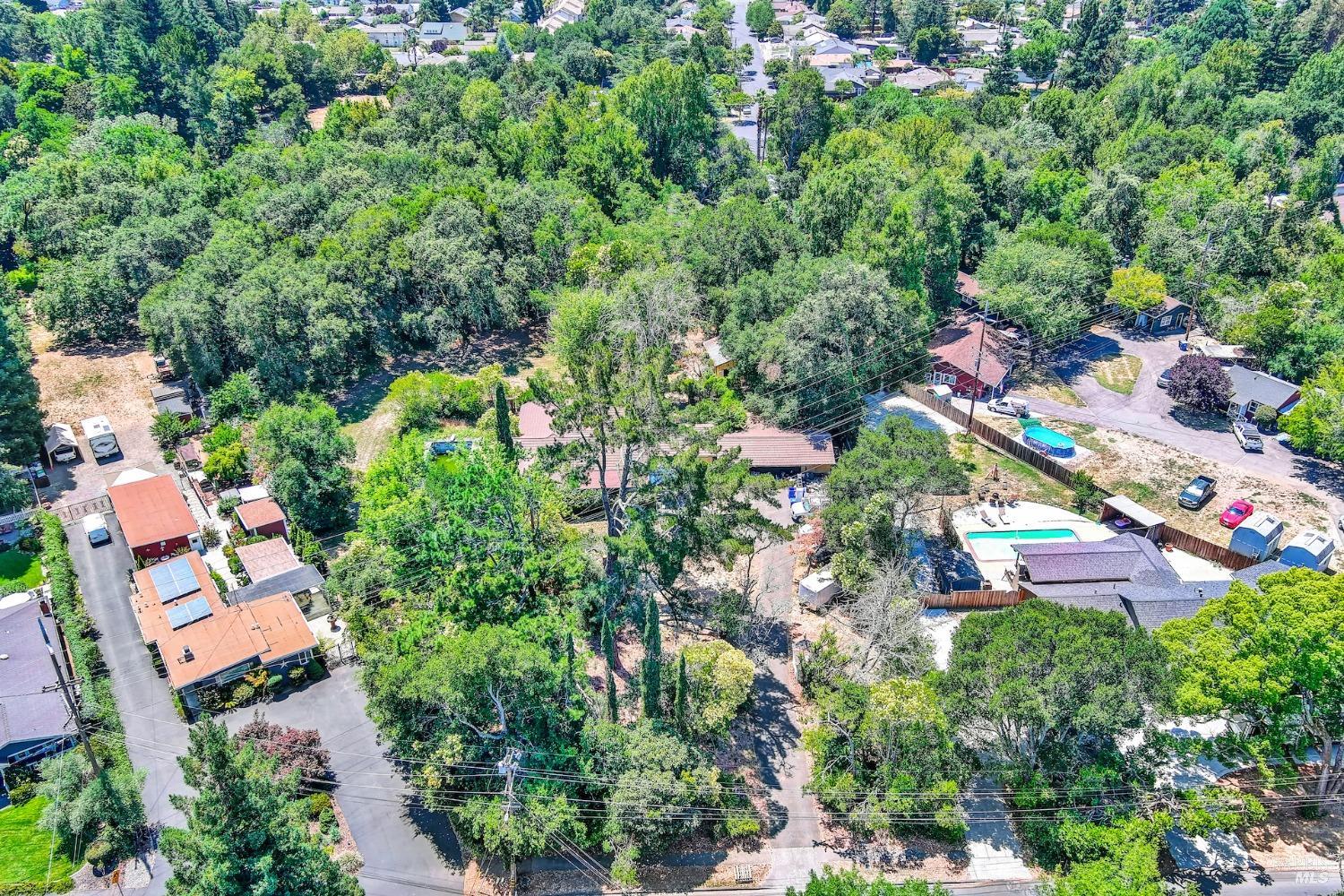 2141 W Lincoln Avenue