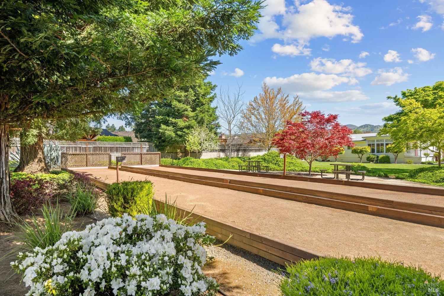 6468 Washington St #45