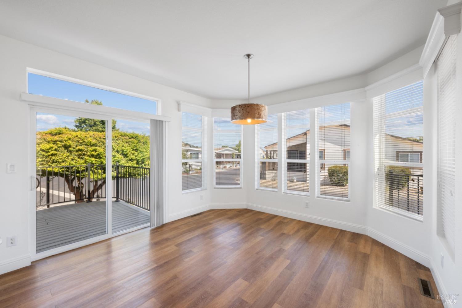 6468 Washington St #45