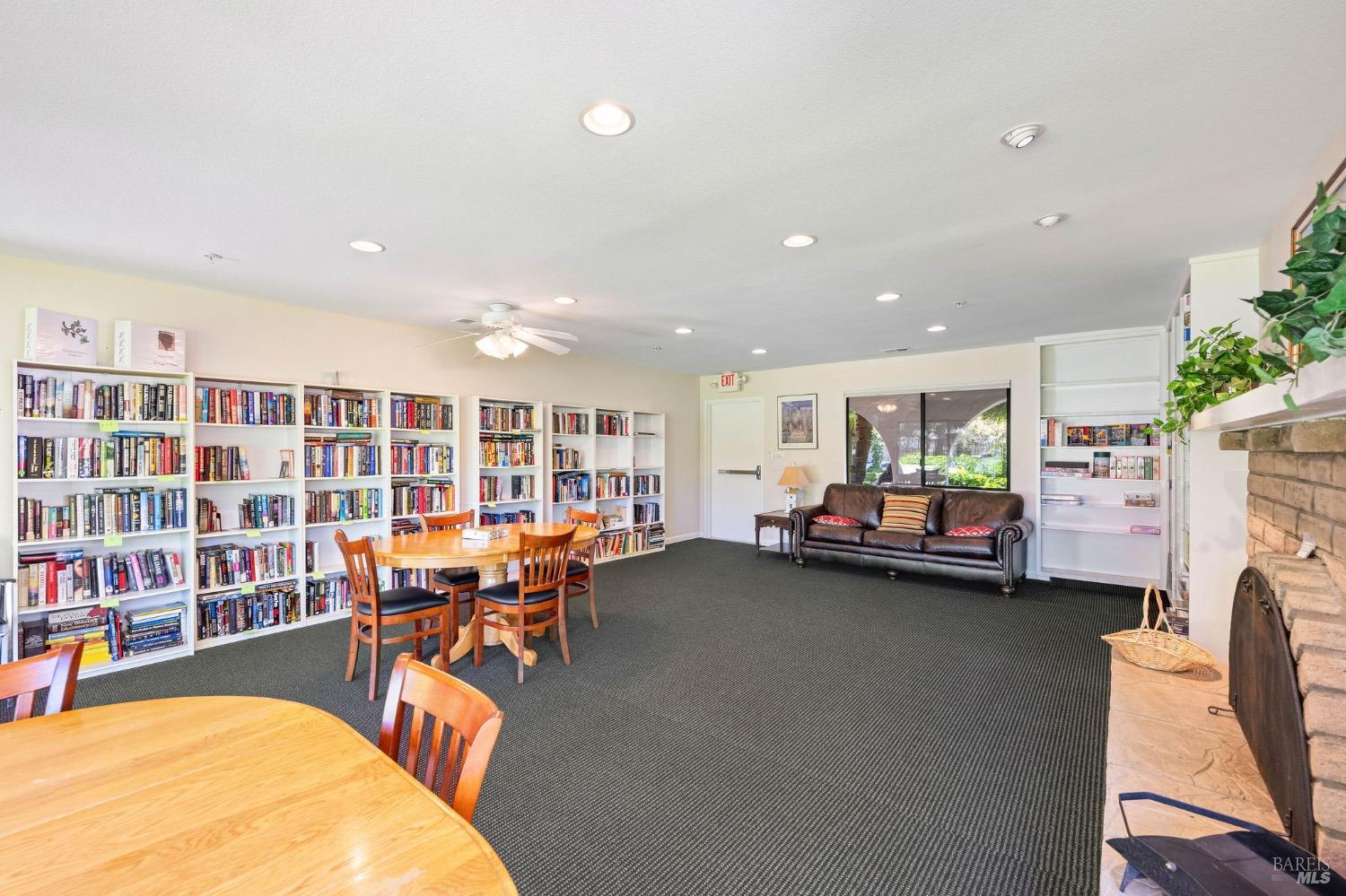 6468 Washington St #45