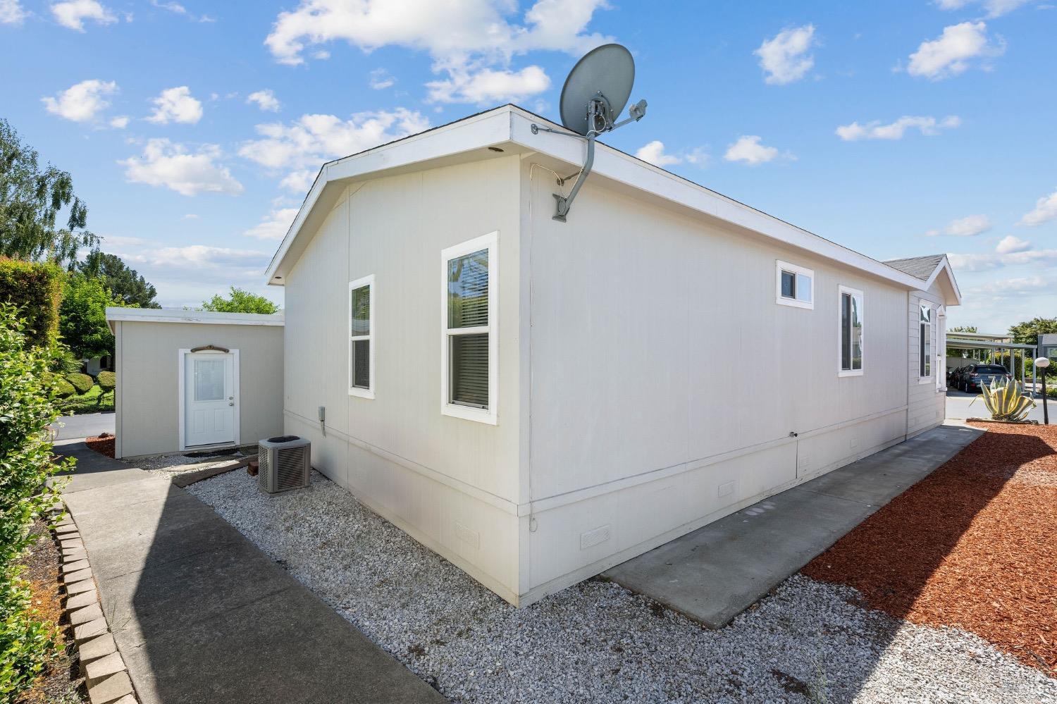 6468 Washington St #45