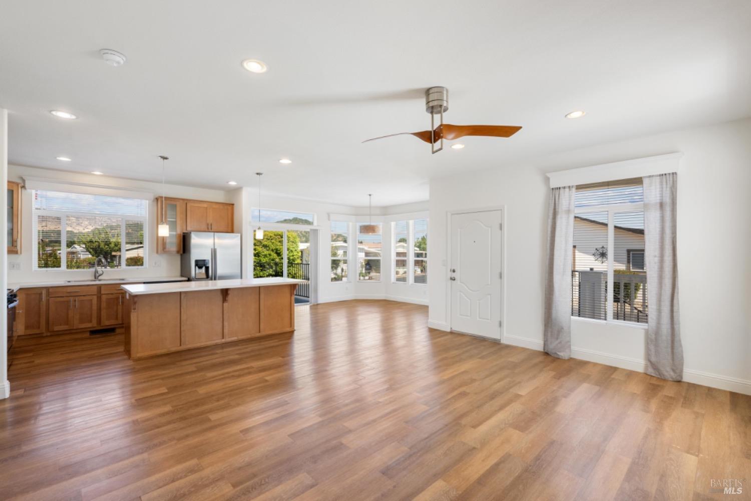 6468 Washington St #45