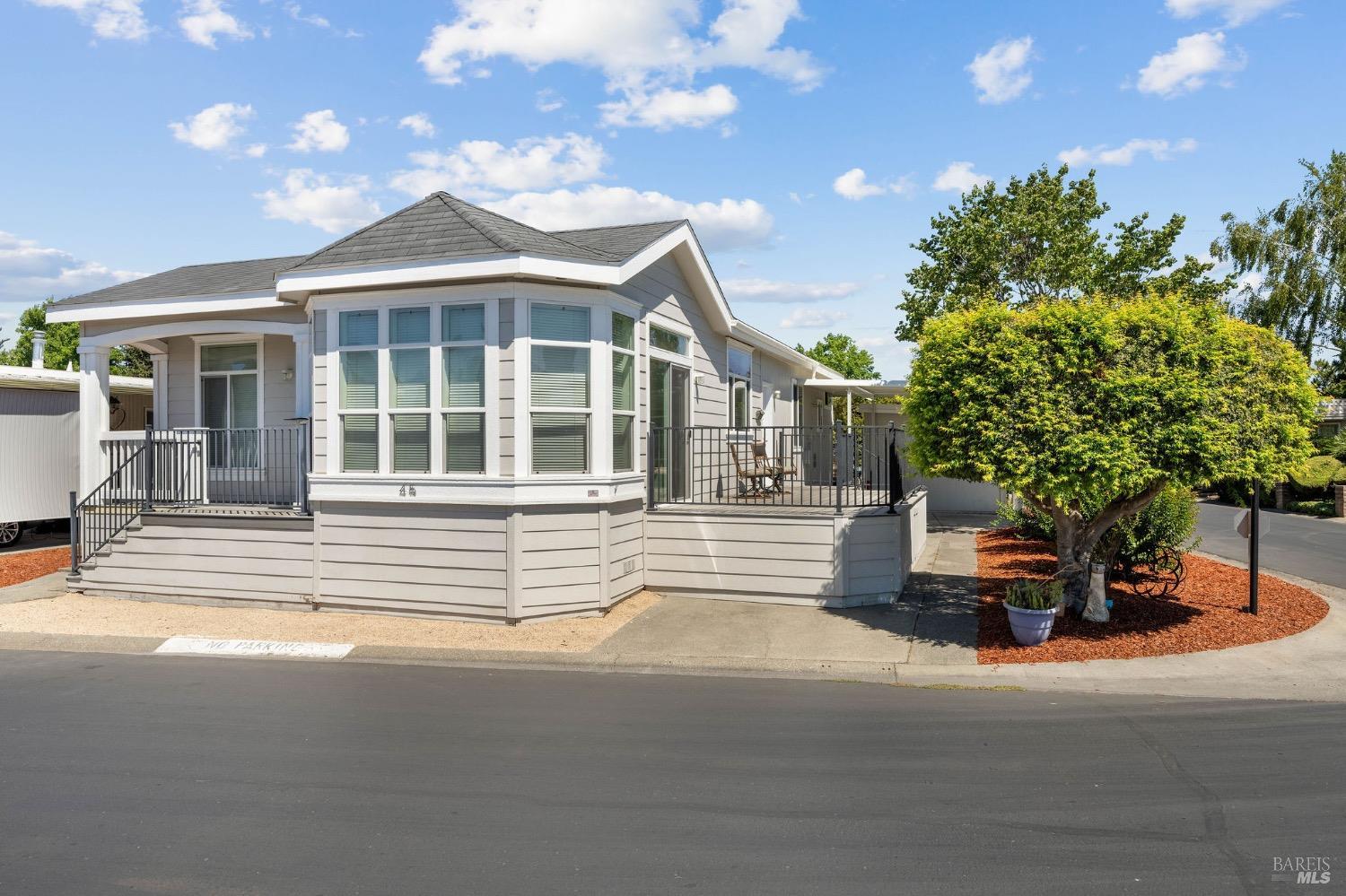 6468 Washington St #45