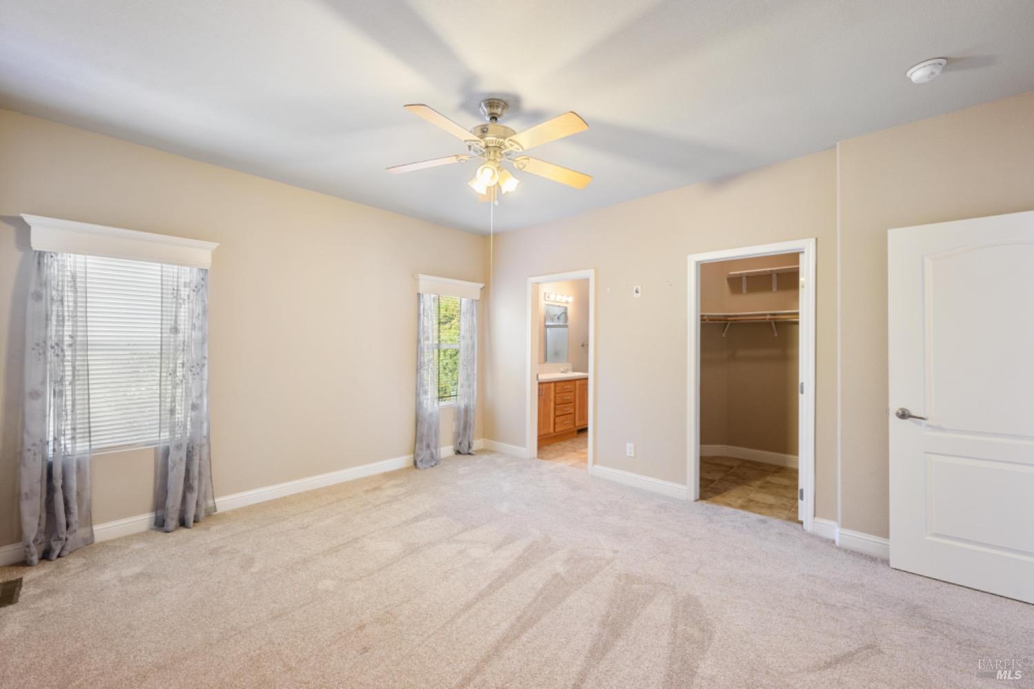 6468 Washington St #45