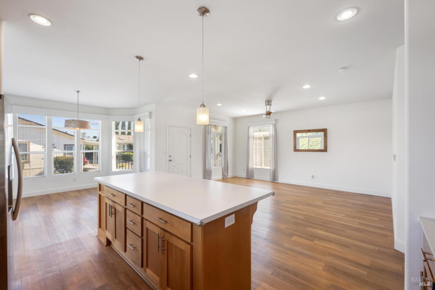 6468 Washington St #45