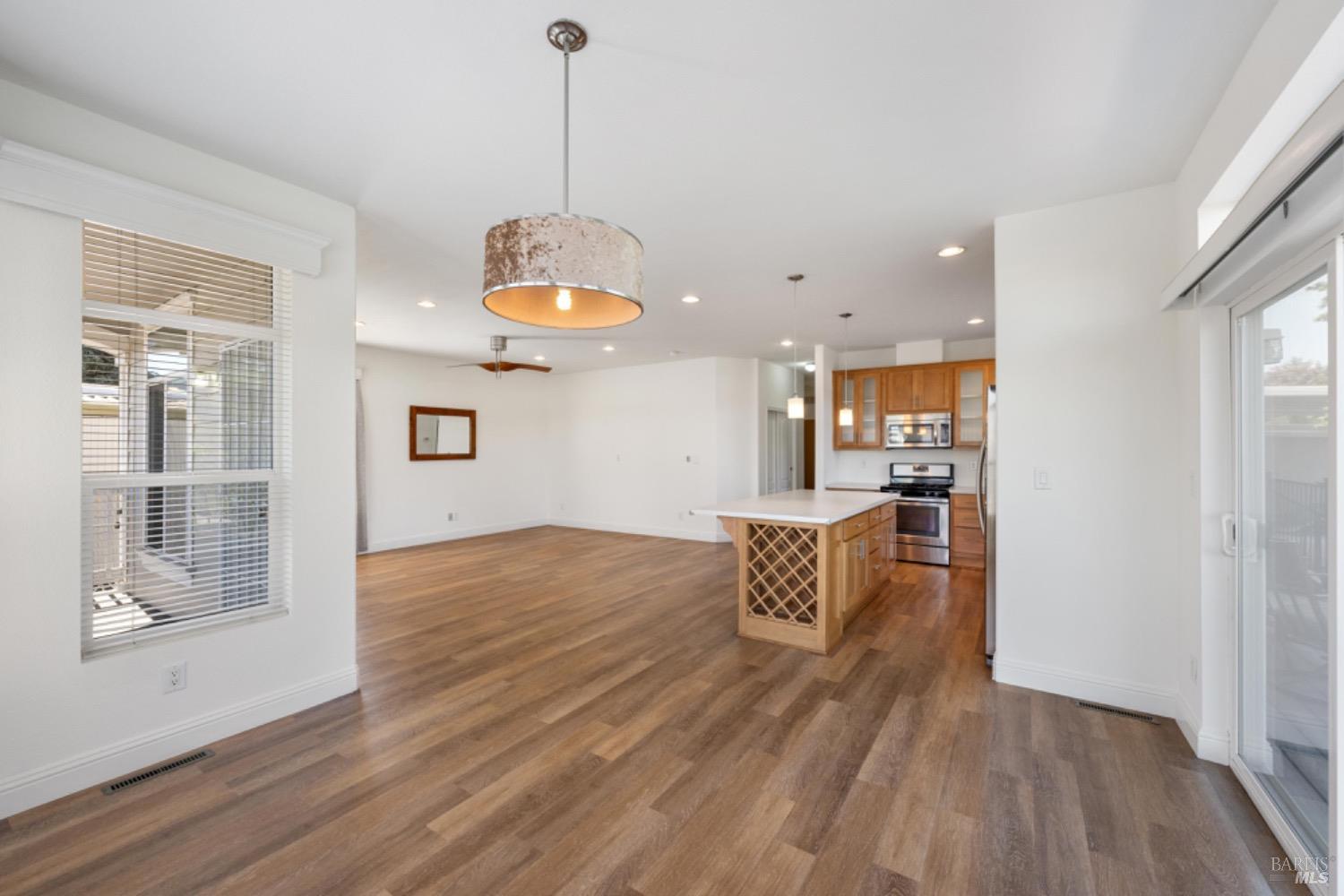 6468 Washington St #45