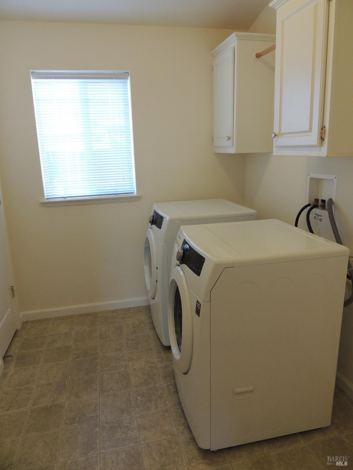 178 WEST SEVEN FLAGS Cir