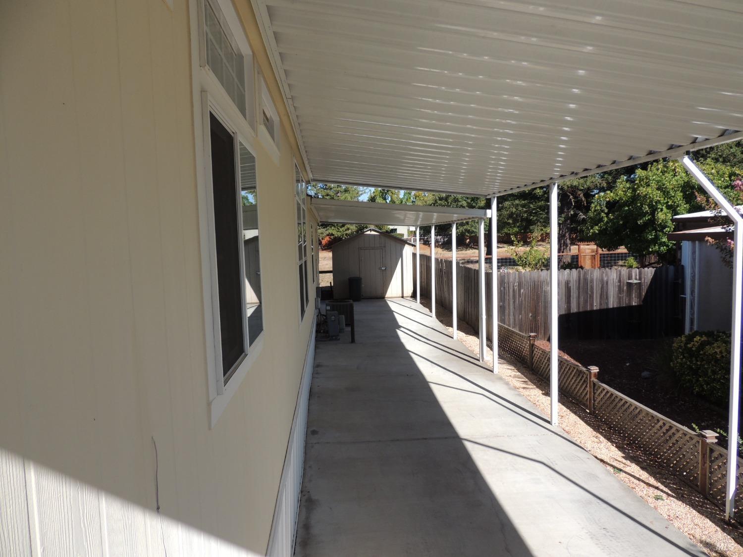 178 WEST SEVEN FLAGS Cir