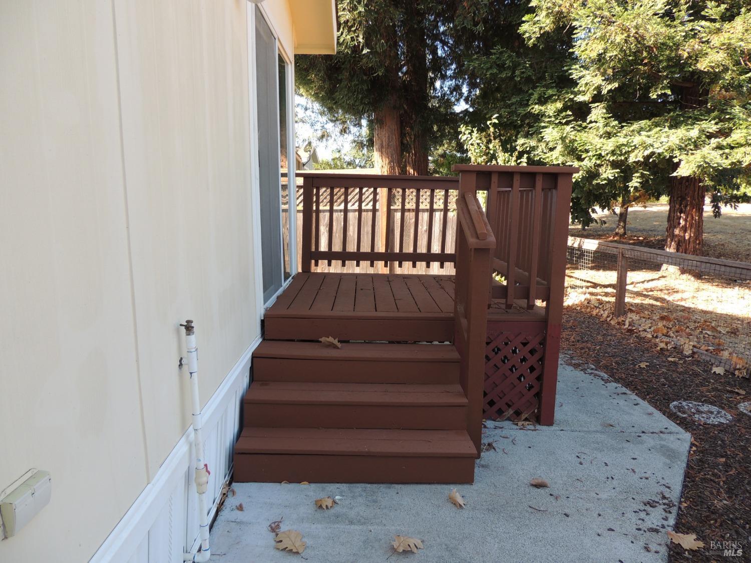 178 WEST SEVEN FLAGS Cir