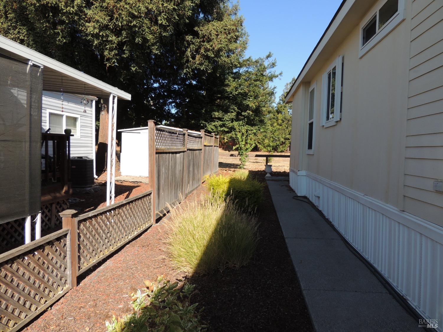 178 WEST SEVEN FLAGS Cir