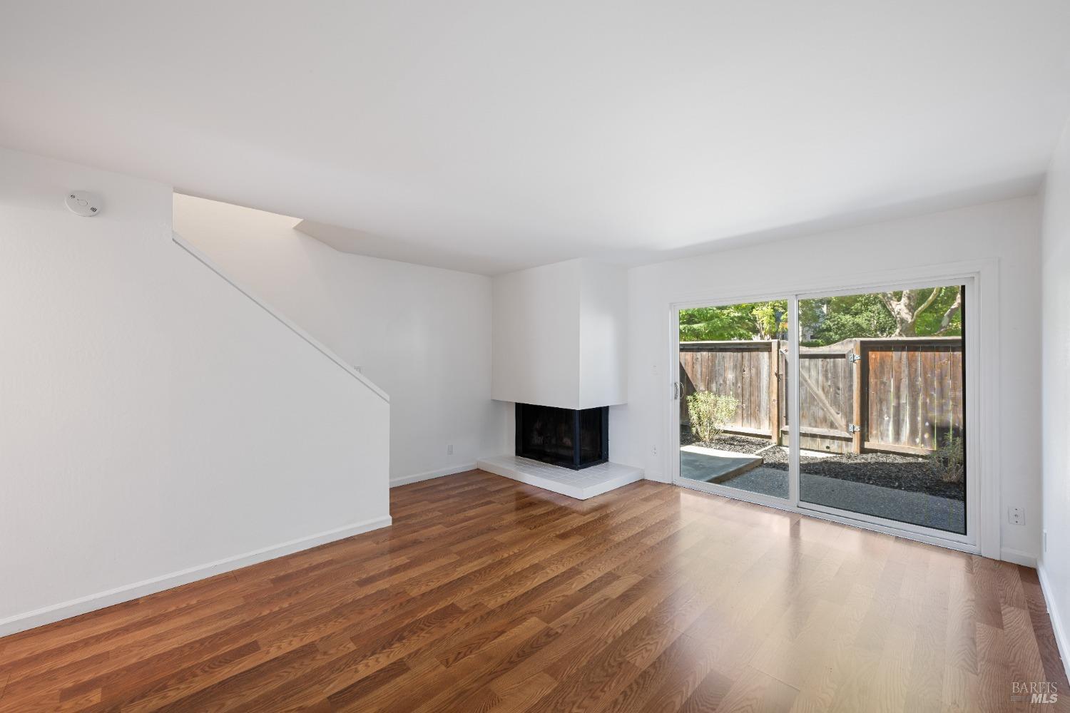 3628 Shelter Creek Dr