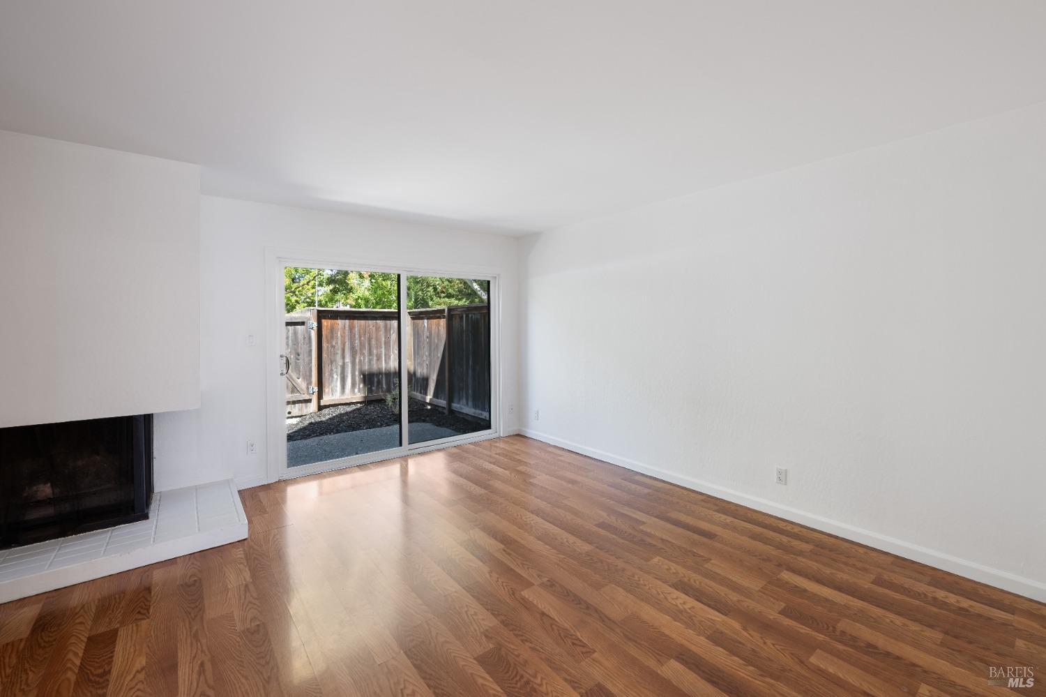 3628 Shelter Creek Dr