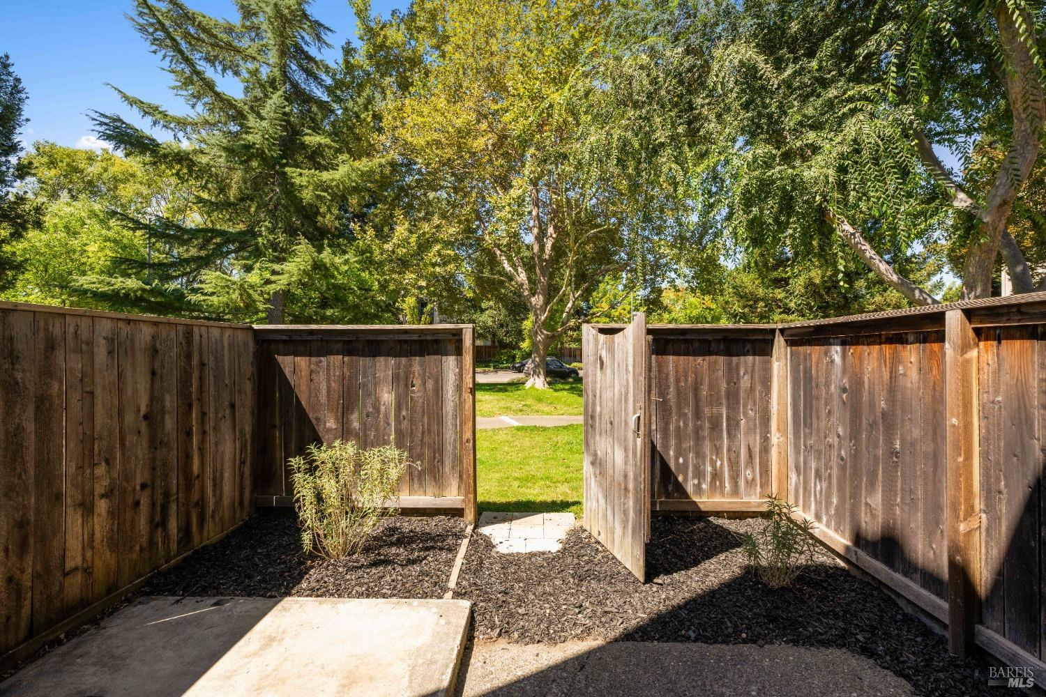 3628 Shelter Creek Dr