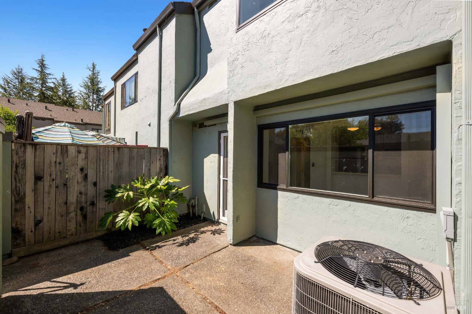 3628 Shelter Creek Dr