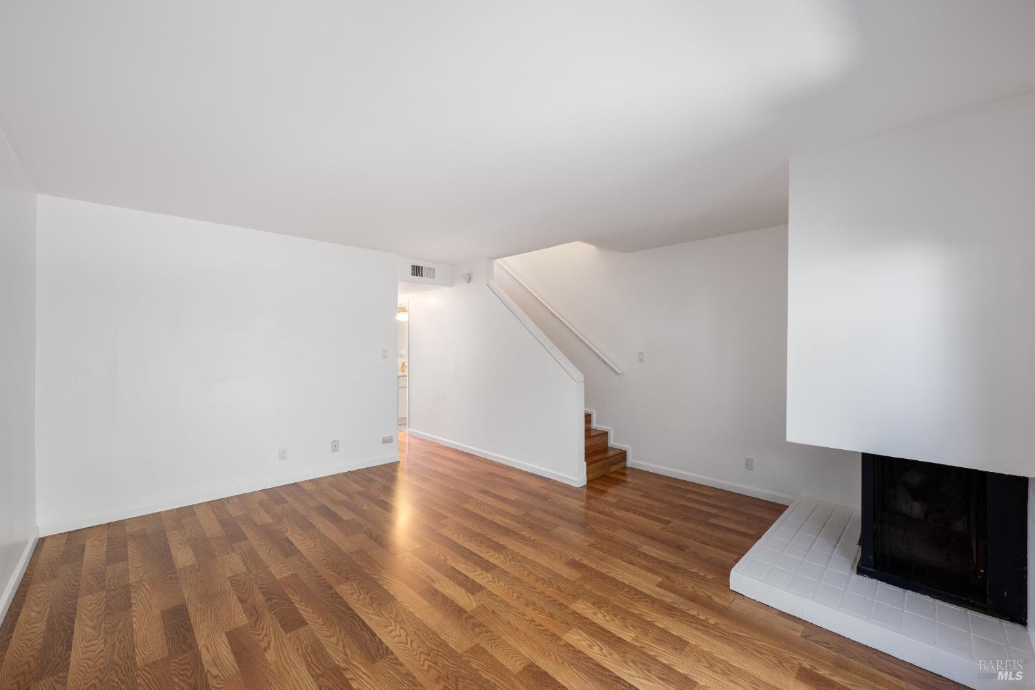 3628 Shelter Creek Dr