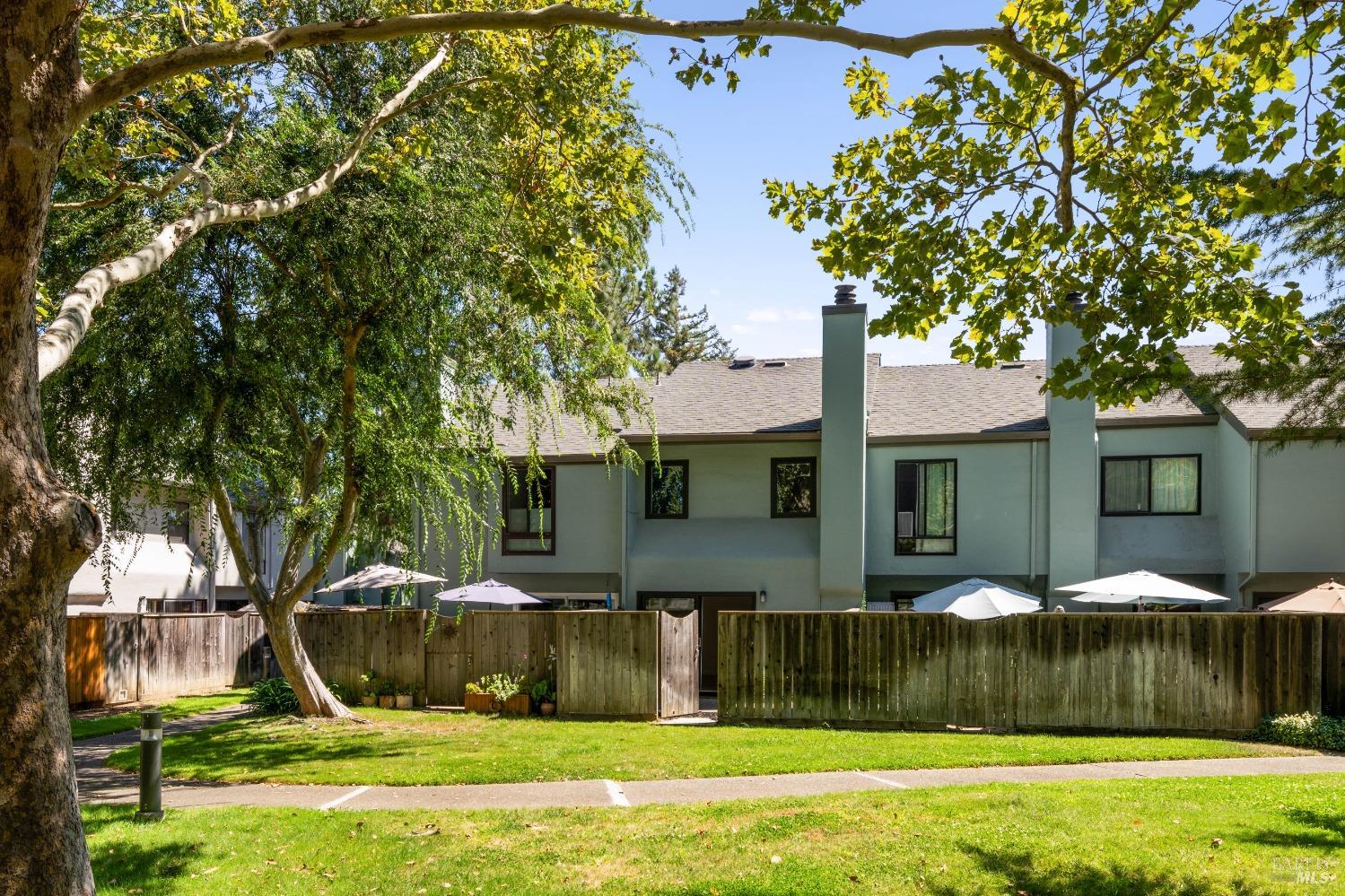 3628 Shelter Creek Dr