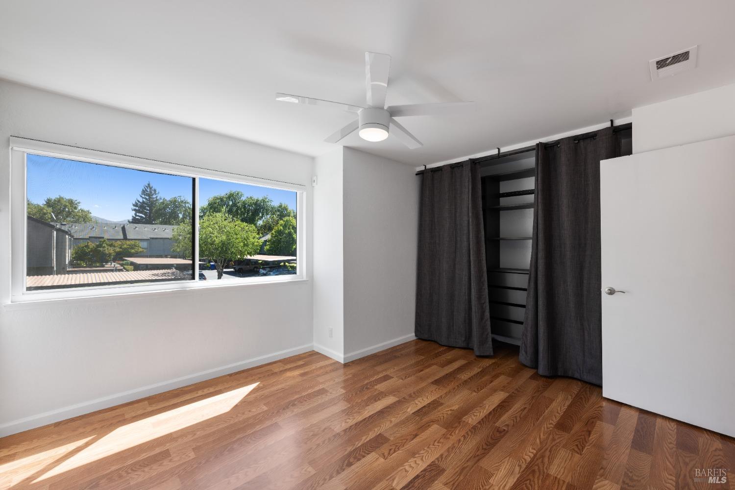 3628 Shelter Creek Dr