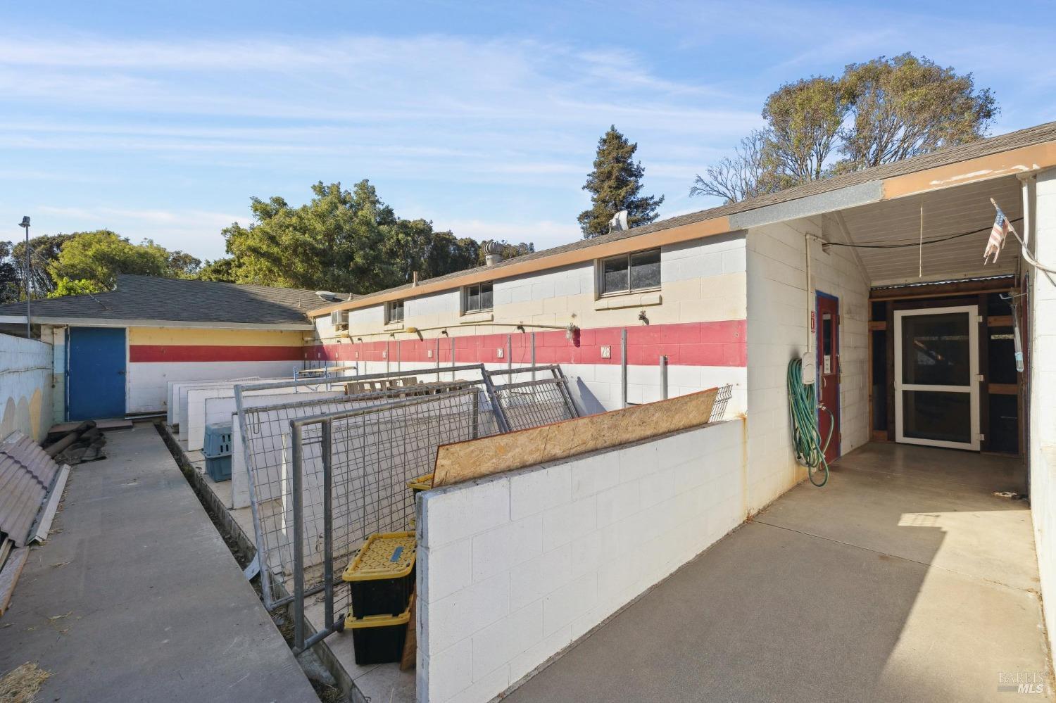 1199 Cuttings Wharf Rd