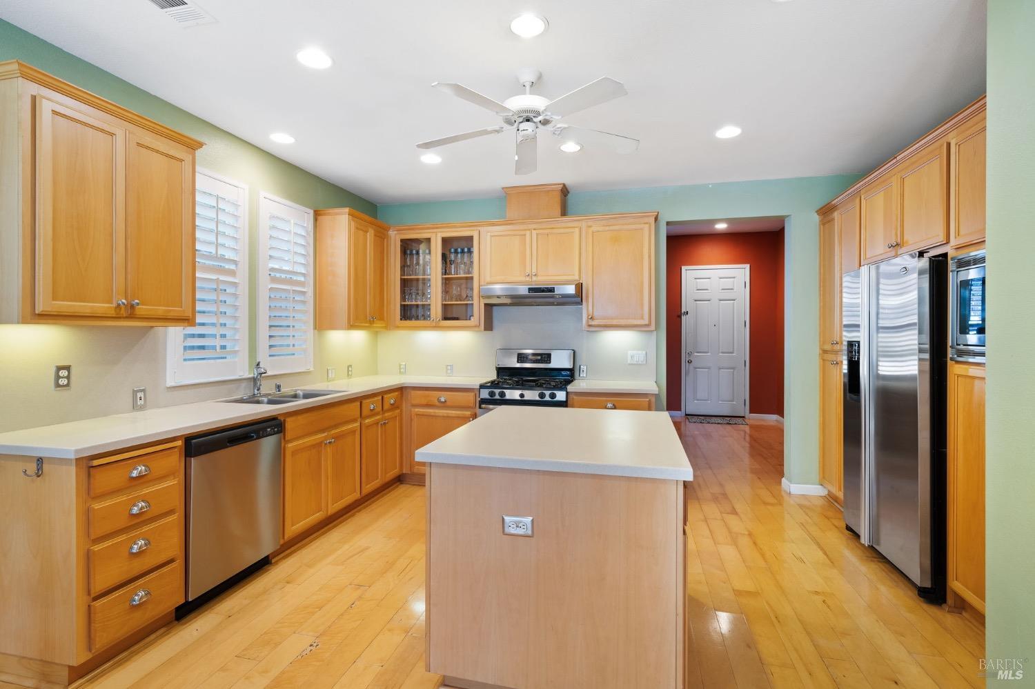 19 Windsor Ct