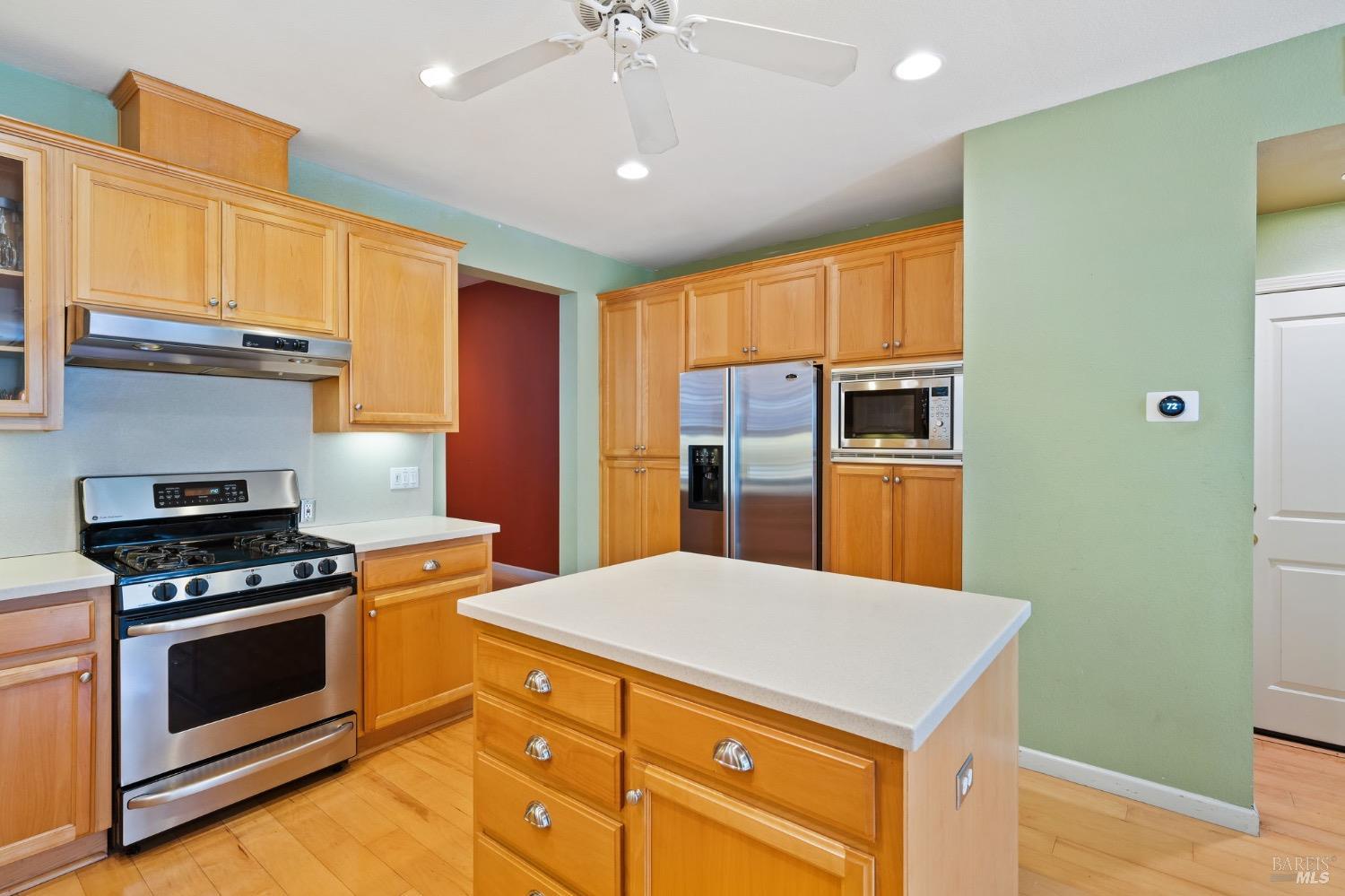 19 Windsor Ct