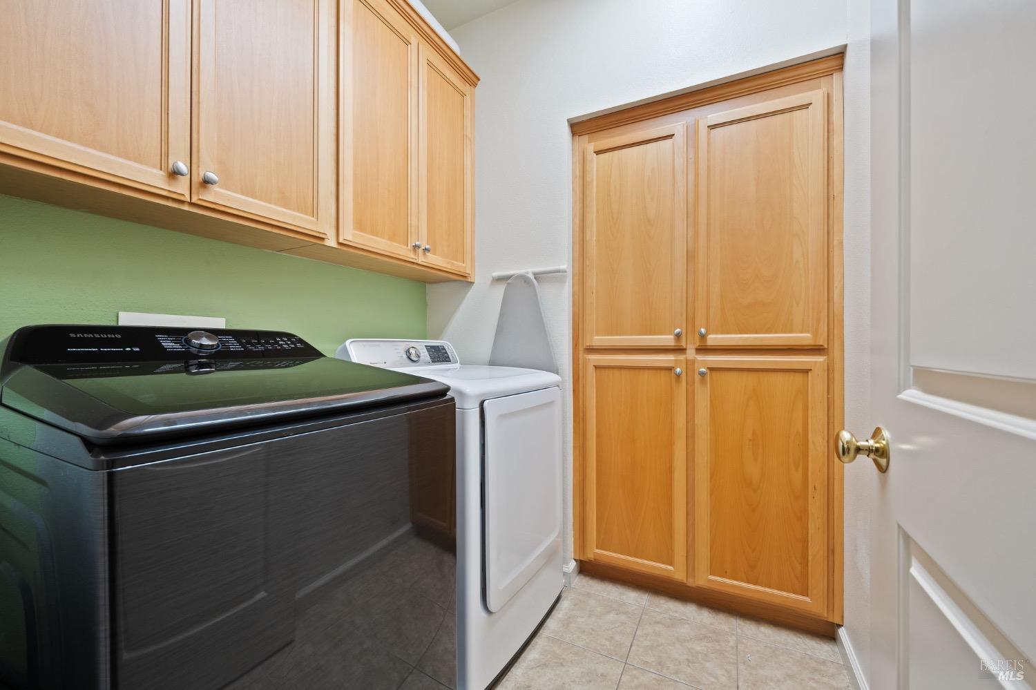 19 Windsor Ct