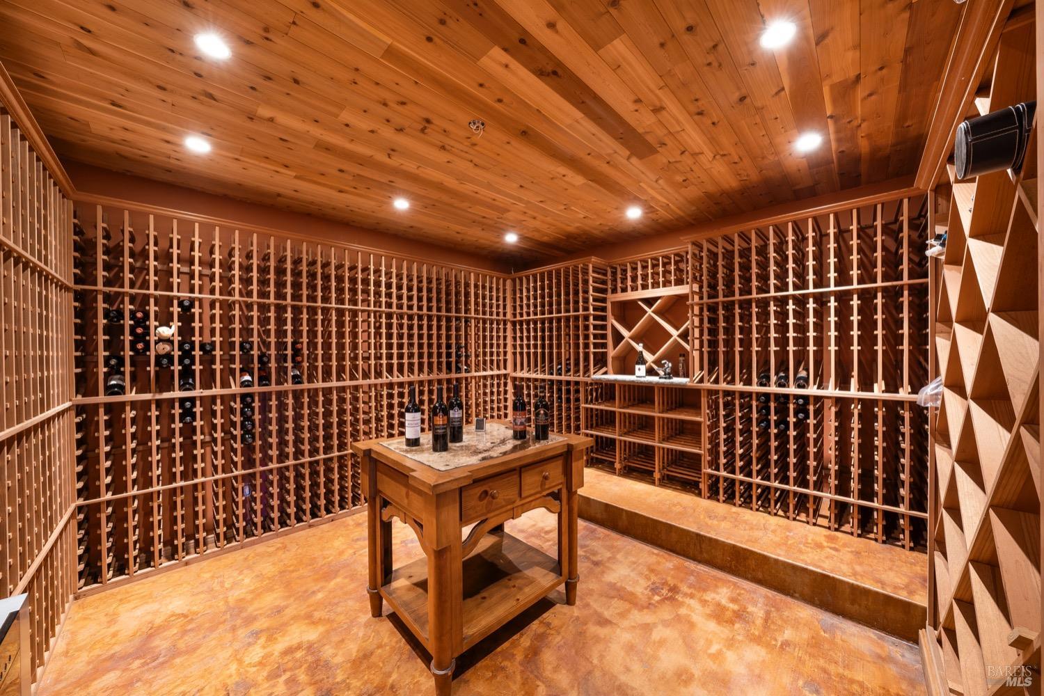 2110 Diamond Mountain Rd