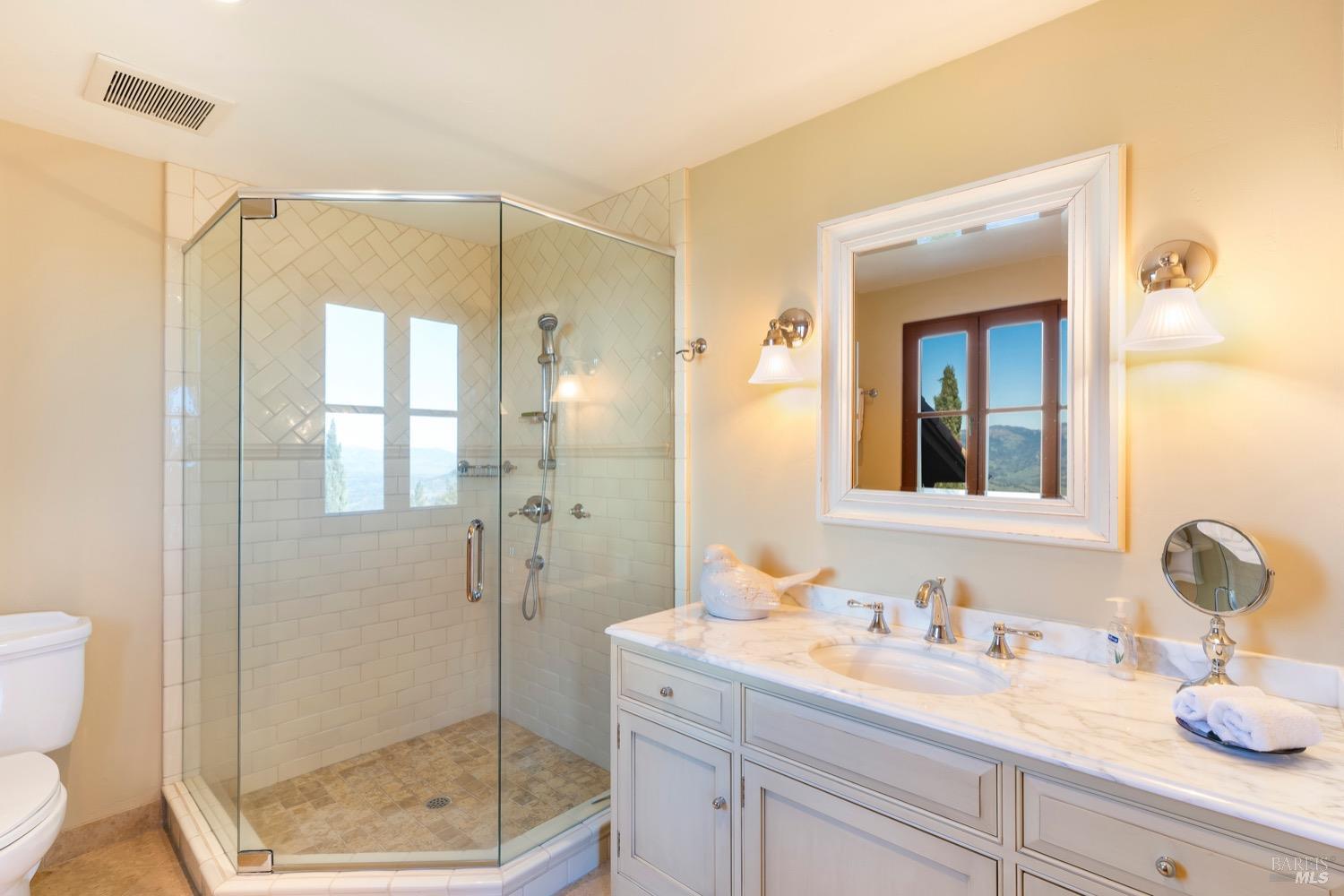 2110 Diamond Mountain Rd