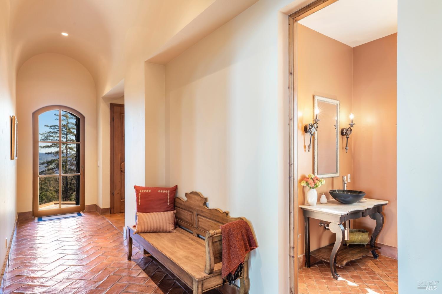 2110 Diamond Mountain Rd