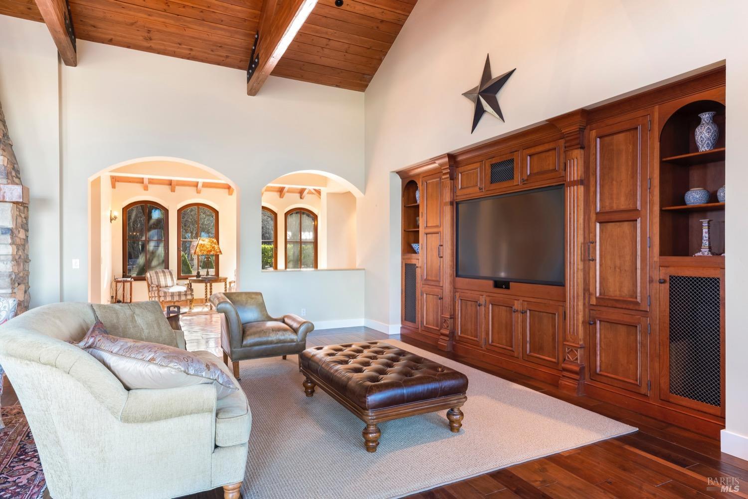 2110 Diamond Mountain Rd