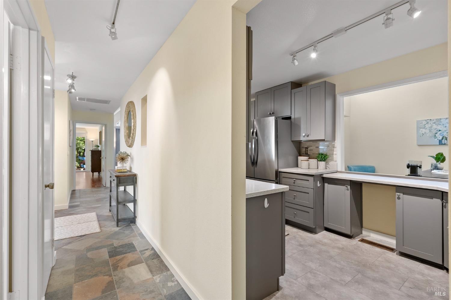 1363 Avenida Sebastiani