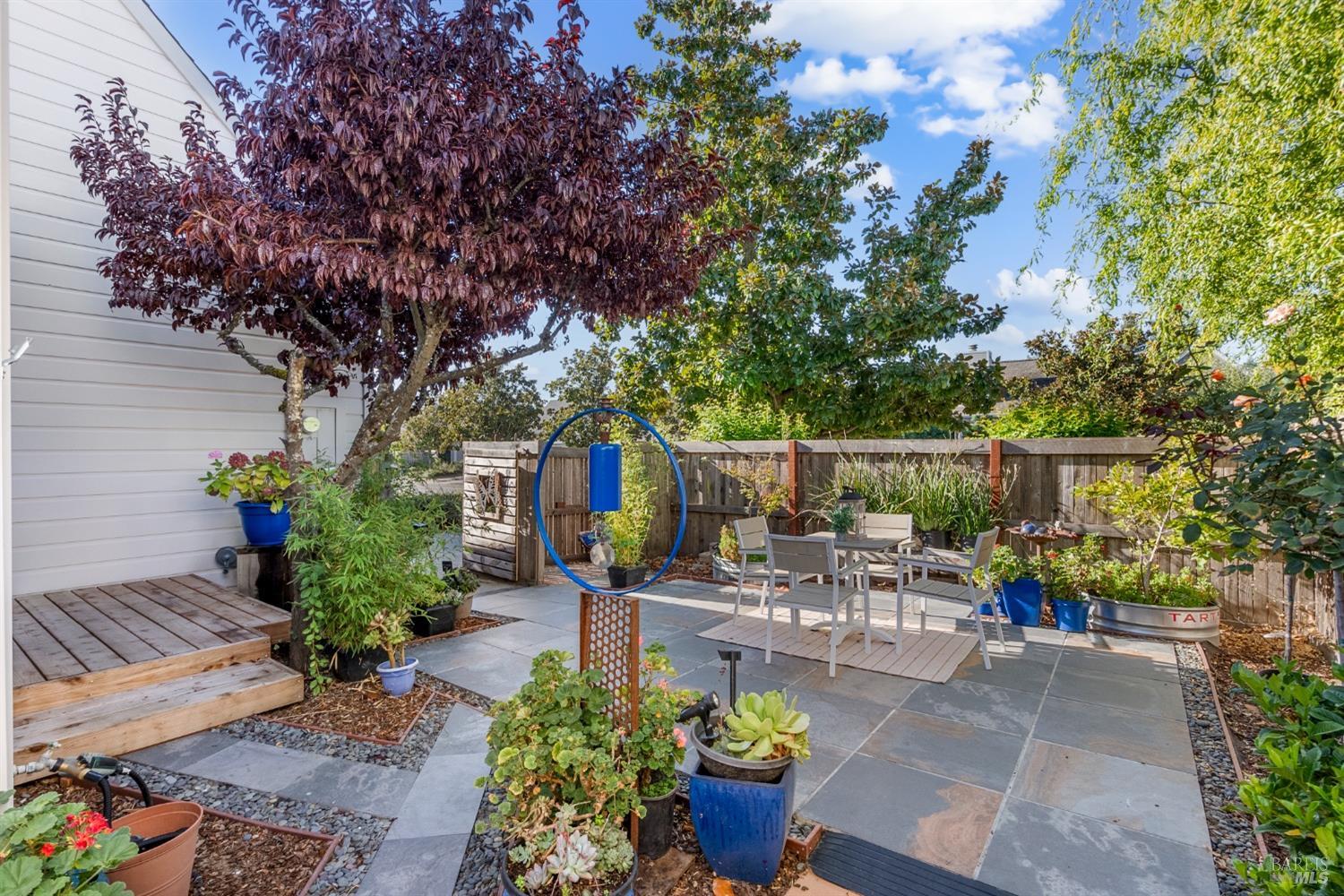 1363 Avenida Sebastiani