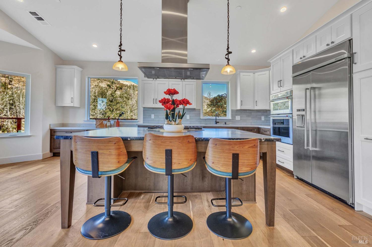 1000 Adobe Canyon Rd