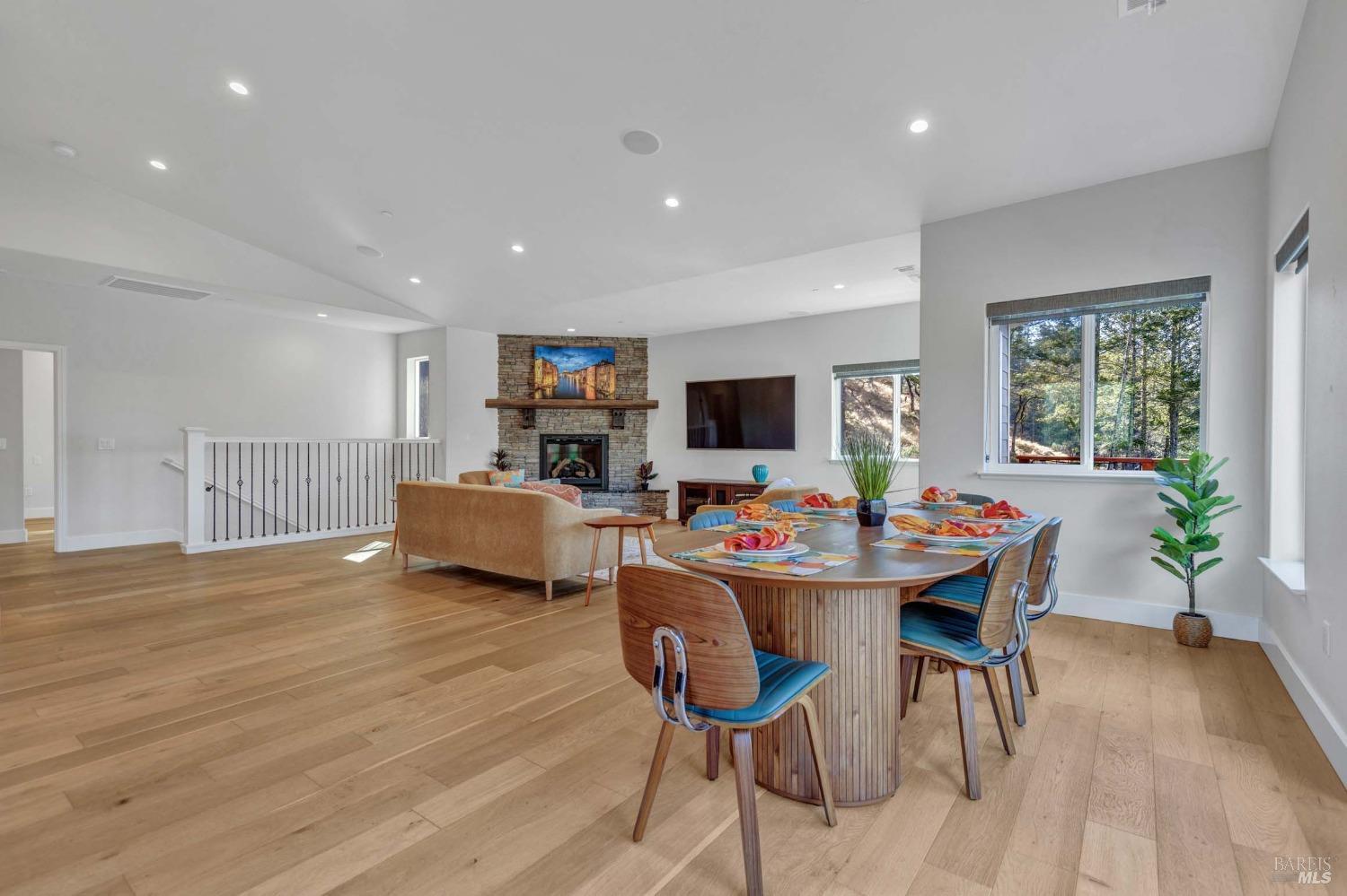 1000 Adobe Canyon Rd