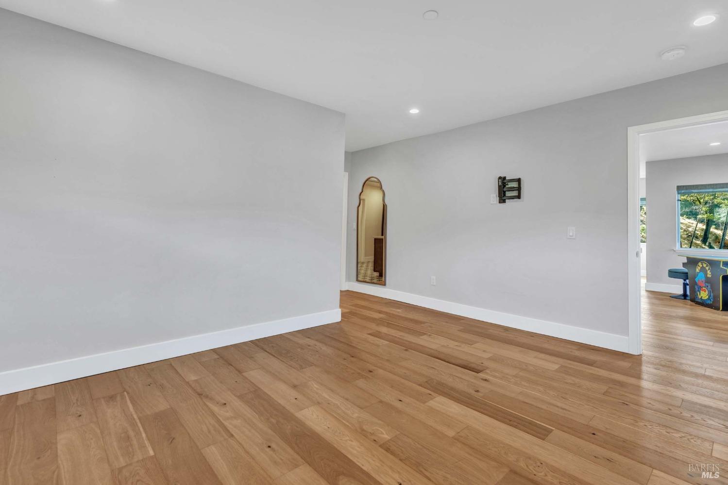 1000 Adobe Canyon Rd