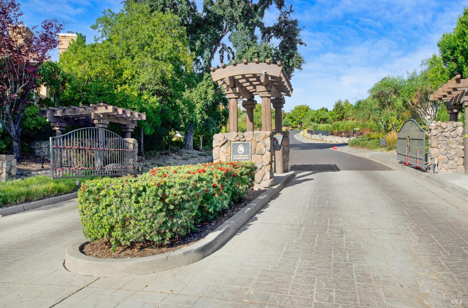1120 Castle Oaks Dr